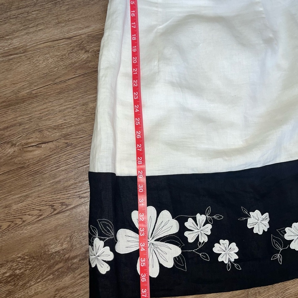 Jones New York Dress- White with Floral Seam Size: 12  PTP: 20" L: 37" - Picture 6 of 9